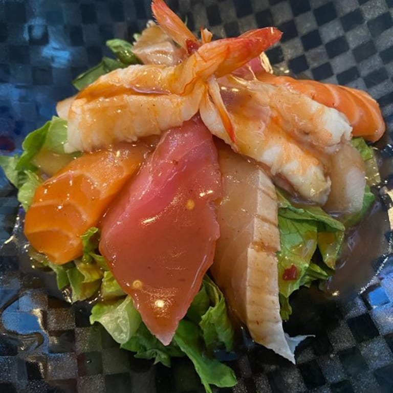 Savor Fresh Sashimi and Japanese Delicacies