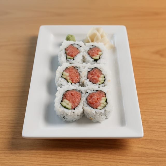 Spicy Tuna Roll.